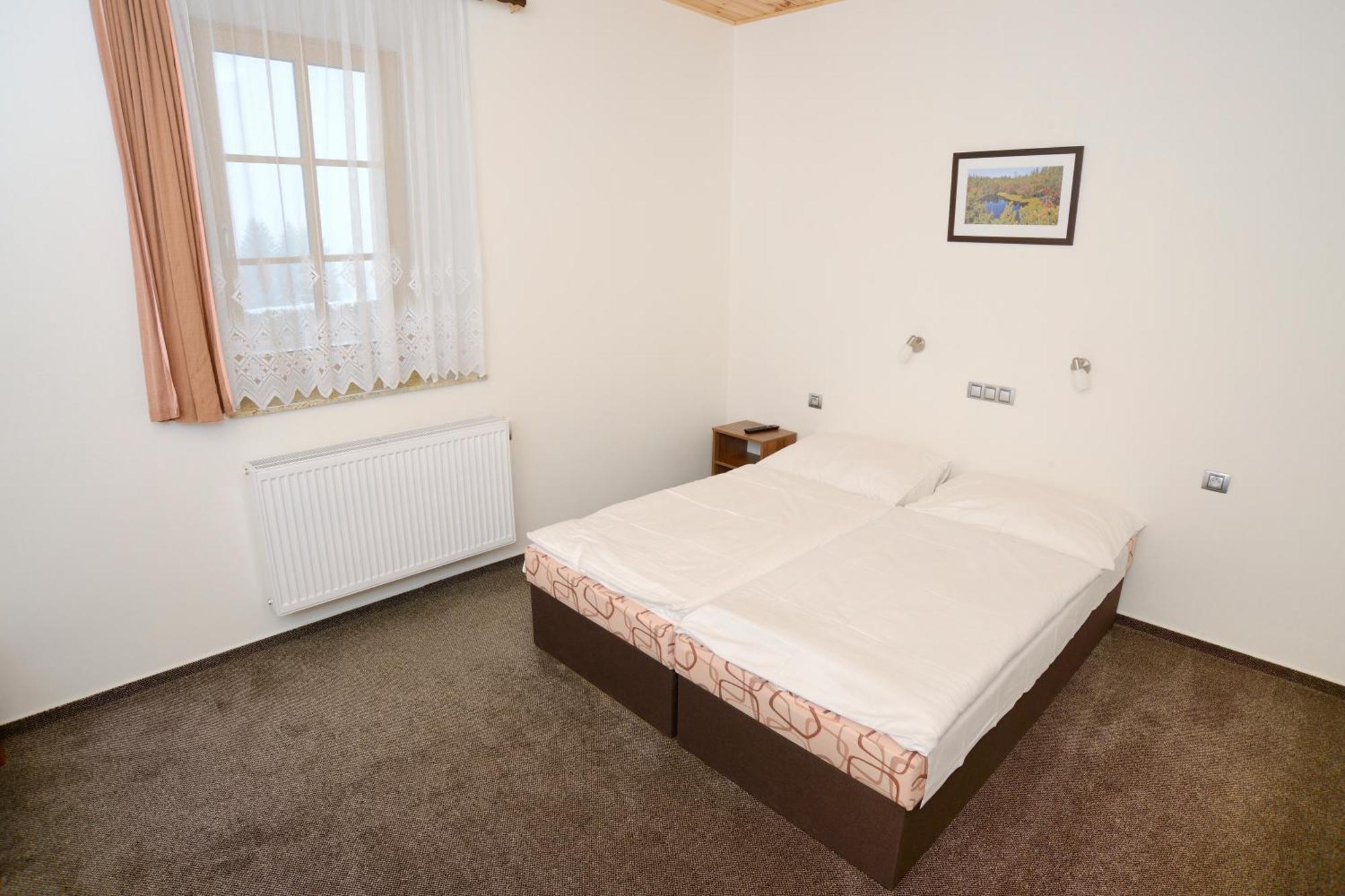 Ea Horsky Hotel Hajenka Модрава Экстерьер фото